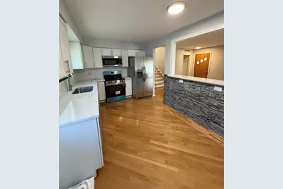 8901 Octavia Avenue, Morton Grove, IL 60053 - Photo 11
