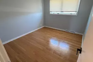 8901 Octavia Ave, Morton Grove, IL 60053 - Photo 23