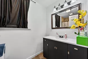 922 Lincoln Ave, Rochelle, IL 61068 - Photo 15