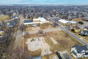 922 Lincoln Ave, Rochelle, IL 61068 - Photo 43