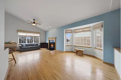 18144 Lake Shore Drive, Orland Park, IL 60467 - Photo 9