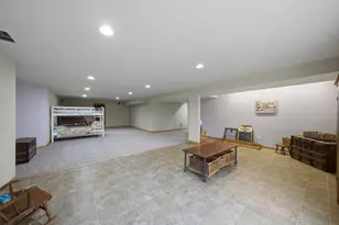 18144 Lake Shore Dr, Orland Park, IL 60467 - Photo 27