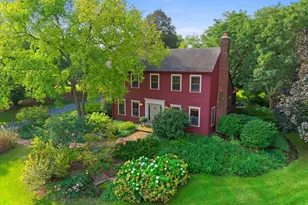 39W113 Ridge Line Rd, Saint Charles, IL 60175 - Photo 1