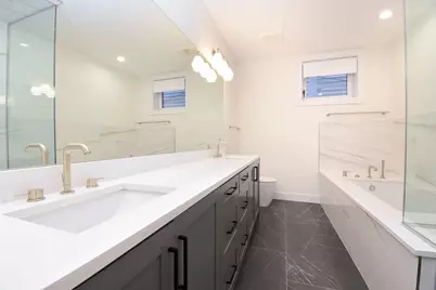 [Address not provided], Chicago, IL 60613 - Photo 39