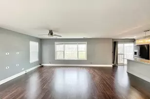 452 Gloria Ln, Oswego, IL 60543 - Photo 5