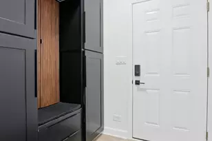 1124 Bartholdi Ct, Carol Stream, IL 60188 - Photo 29