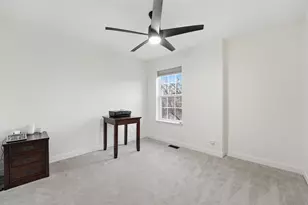 1124 Bartholdi Ct, Carol Stream, IL 60188 - Photo 21