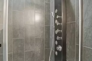 1124 Bartholdi Ct, Carol Stream, IL 60188 - Photo 19