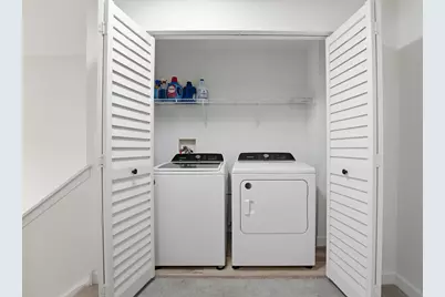 1124 Bartholdi Court, Carol Stream, IL 60188 - Photo 25