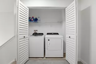 1124 Bartholdi Ct, Carol Stream, IL 60188 - Photo 25