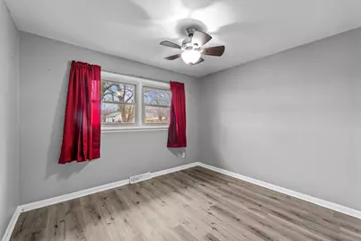 212 N 7th Street, Cissna Park, IL 60924 - Photo 19