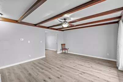 212 N 7th Street, Cissna Park, IL 60924 - Photo 5