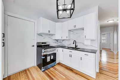 1638 Oakwood Avenue, Des Plaines, IL 60016 - Photo 11