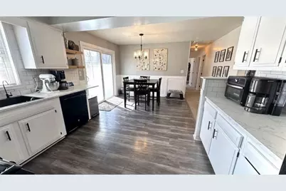 2215 Heather Hills Drive, Saint John, IL 61873 - Photo 11