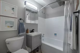 5815 N Sheridan Rd, Chicago, IL 60660 - Photo 3