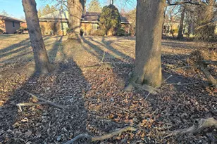 9424 Normandy Ave, Morton Grove, IL 60053 - Photo 7