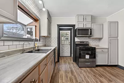 2216 Cumberland Street, Rockford, IL 61103 - Photo 11