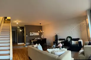 9241 W Ballard Rd, Des Plaines, IL 60016 - Photo 9