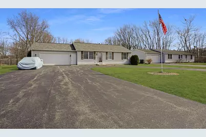 135 N Cook Street, Braidwood, IL 60408 - Photo 1