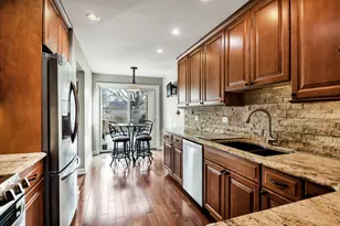 66 Hunt Trail, Lake Barrington, IL 60010 - Photo 7