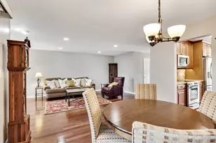 66 Hunt Trail, Lake Barrington, IL 60010 - Photo 9