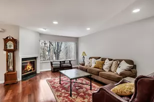 66 Hunt Trail, Lake Barrington, IL 60010 - Photo 11