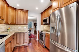 66 Hunt Trail, Lake Barrington, IL 60010 - Photo 5