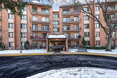 601 Lake Hinsdale Drive #112, Willowbrook, IL 60527 - Photo 1