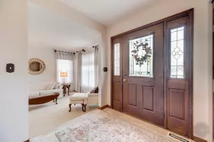 4606 Carrier Cir, Plainfield, IL 60586 - Photo 3