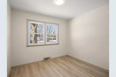 208 Sycamore Lane, Momence, IL 60954 - Photo 15