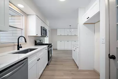 208 Sycamore Lane, Momence, IL 60954 - Photo 7