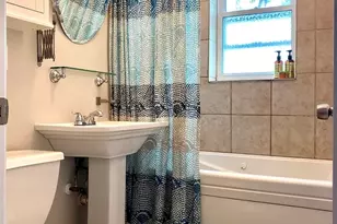 7062 N Wolcott Ave, Chicago, IL 60626 - Photo 7