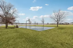 608 Hawley Dr, Oswego, IL 60543 - Photo 31