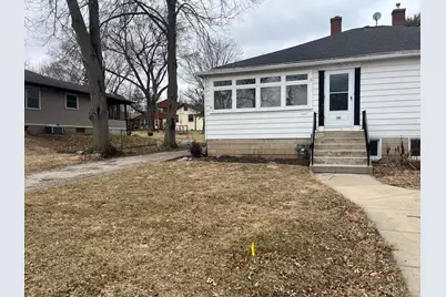 88 Fox Avenue, West Dundee, IL 60118 - Photo 1