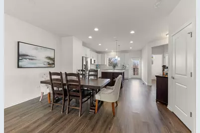 941 Coletta Circle, Naperville, IL 60563 - Photo 9