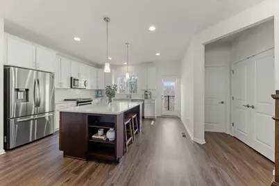 941 Coletta Circle, Naperville, IL 60563 - Photo 5