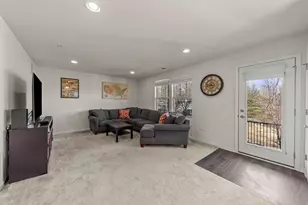 941 Coletta Cir, Naperville, IL 60563 - Photo 21