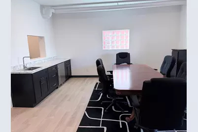 516 E Broadway Street, Bradley, IL 60915 - Photo 9