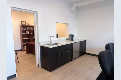 516 E Broadway Street, Bradley, IL 60915 - Photo 5