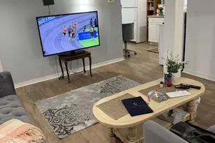 5475 N Monitor Ave, Chicago, IL 60630 - Photo 11