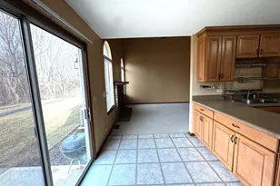 165 Winchester Dr, Streamwood, IL 60107 - Photo 13