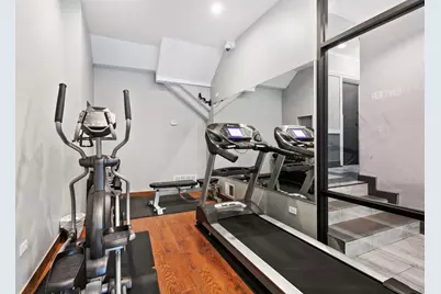 4555 N Malden Street #303, Chicago, IL 60640 - Photo 9