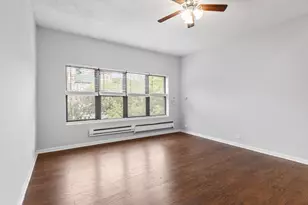 4555 N Malden St, Chicago, IL 60640 - Photo 5