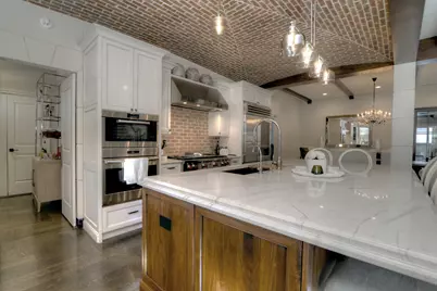 6227 N Sauganash Avenue, Chicago, IL 60646 - Photo 9