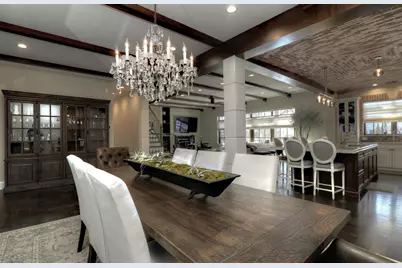 6227 N Sauganash Avenue, Chicago, IL 60646 - Photo 15