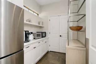 6227 N Sauganash Ave, Chicago, IL 60646 - Photo 19