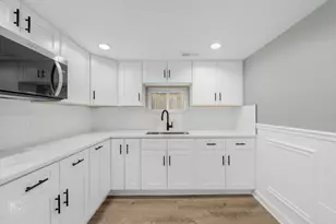 3733 W 58th St, Chicago, IL 60629 - Photo 19