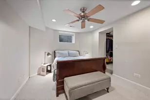 2444 N Linden Pl, Chicago, IL 60647 - Photo 17