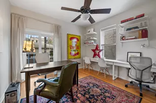 2444 N Linden Pl, Chicago, IL 60647 - Photo 15