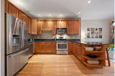 2444 N Linden Place #1, Chicago, IL 60647 - Photo 9